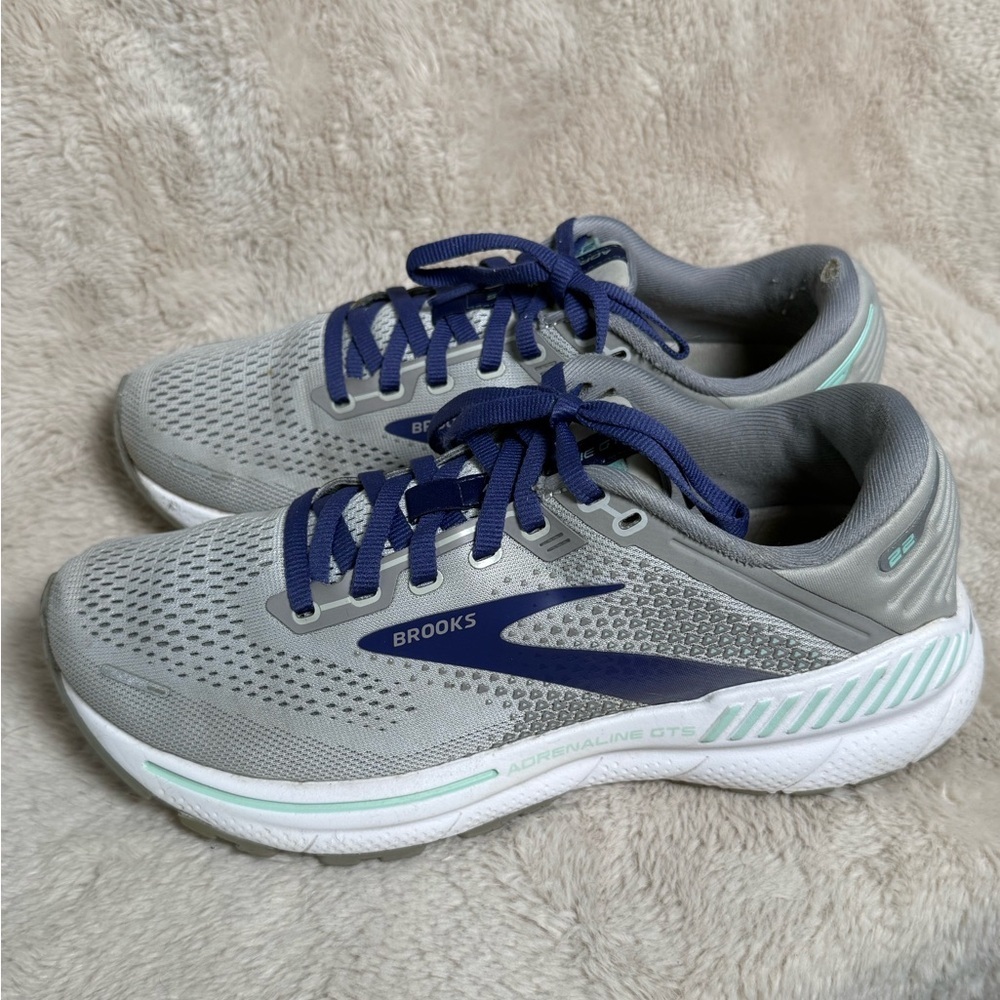 Brooks Adrenaline GTS 22 "Grey/Purple/Mint" Women's Wide Running Shoe Sz 8 - Picture 2 of 10